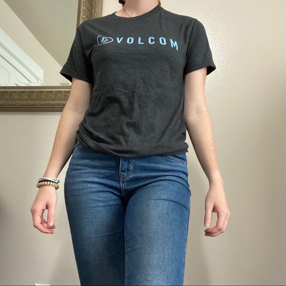 volcom men’s tee